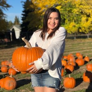 Meet your Posher, Lizzy